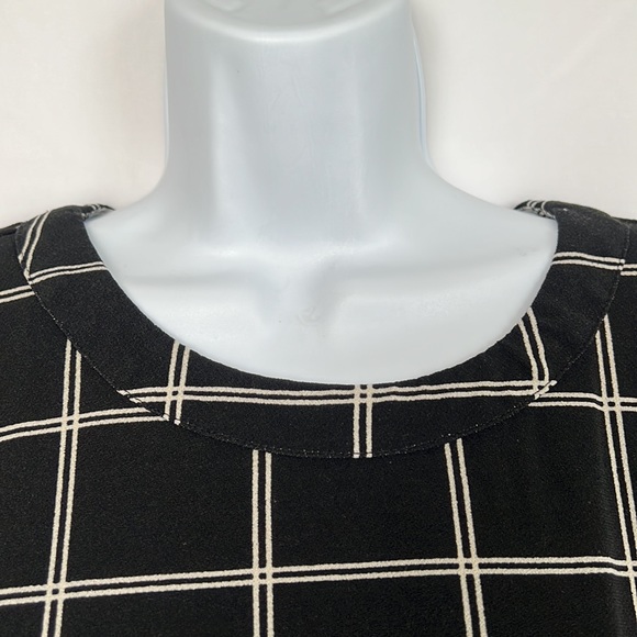 Sweet Wanderer Small Black/White Checkered Blouse - Picture 6 of 14